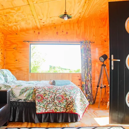 Renovated Boat House At Valentia Island Escape
